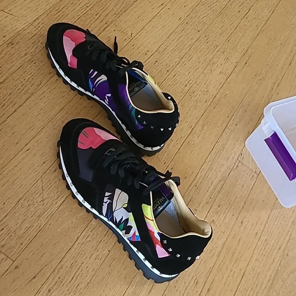 Unique  Valentino sneakers - Picture 4 of 4